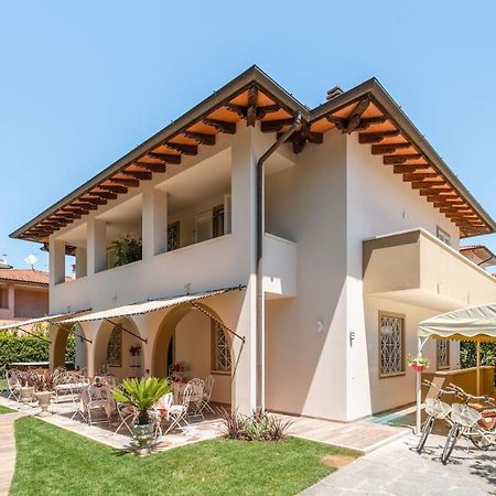 Villa Diletta B&B Forte dei Marmi Exteriér fotografie